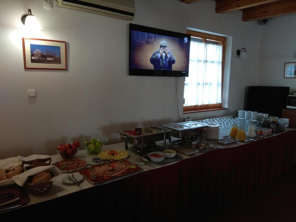 Nadas Panzio Guest house *
